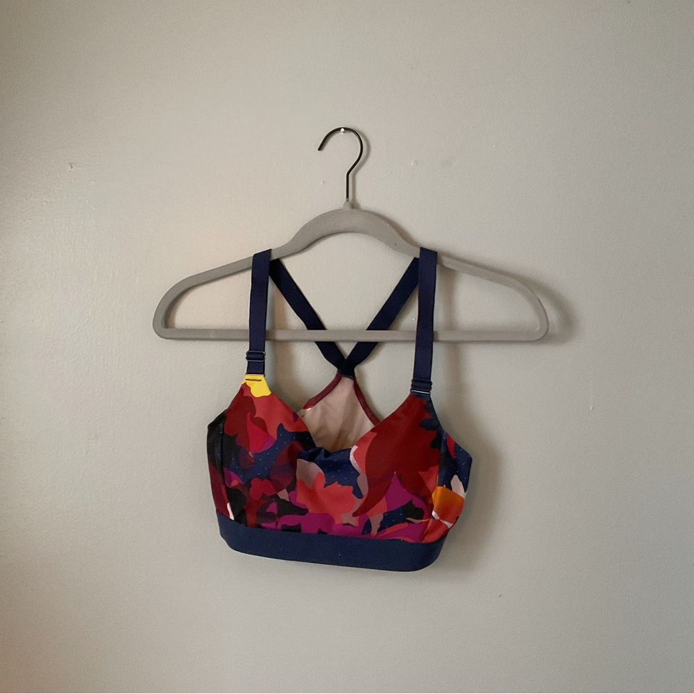 Sports bra
